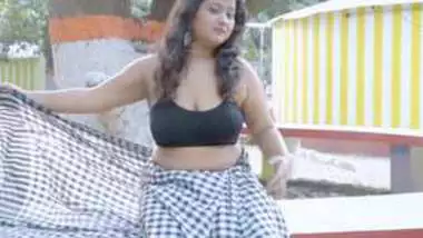 Desi Village Boudi Big Boobs Photoshoot indian tube porno