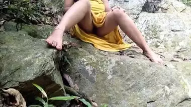 Mom Risky Outdoor Fucked By Stranger During Bath In River Public Sex