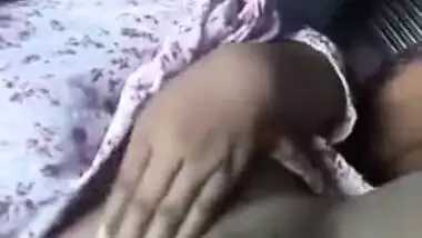 Big-tittied Bangladeshi wench fingers her XXX twat for Desi video