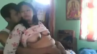 Desi Mms Indian Sex Videos Of Big Boobs Wife With College Guy