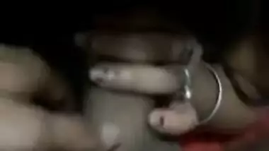 Horny Desi whore plays with boy's XXX tool in her mouth on camera