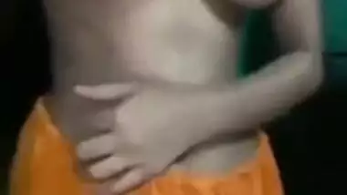 Slut has XXX fun in front of camera making a video for Desi boys