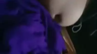 Today Exclusive-desi Bhabhi Showing Her Big Boobs And Pussy On Live Show Part 1