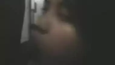 XXX HD com of an amateur couple having sex in the bathroom