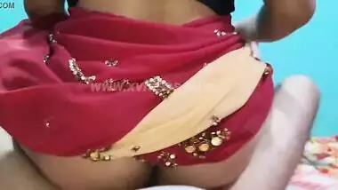 Nice MMS video of Desi wife in sari riding partner's XXX fuckstick