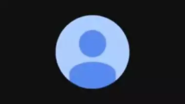 Sweet Desi XXX model poses all nude showing off her chubby body