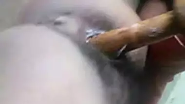 Village teen girl dildoing her horny pussy with a chapati roller