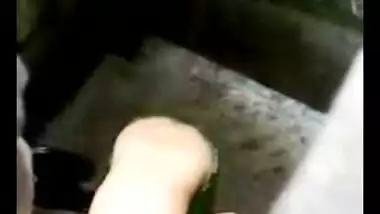 Next door indian girl taking bath secretly recorded